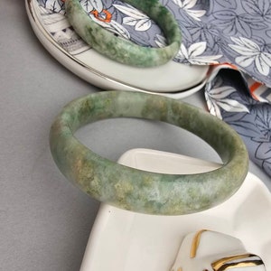 Seoul 60 mm jade bangle vintage (13 mm)Korean fashion jewelry