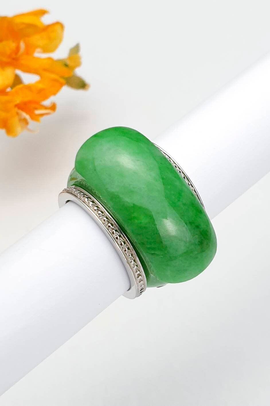 ◎Baby Jade Rings and Coins◎マジック◎手品◎ babyjadering-full.jpg