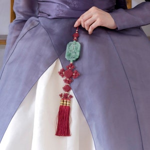 The art of Korea Handmade Natural Jade Hanbok Norigae, Traditional Korean Silk Ornament
