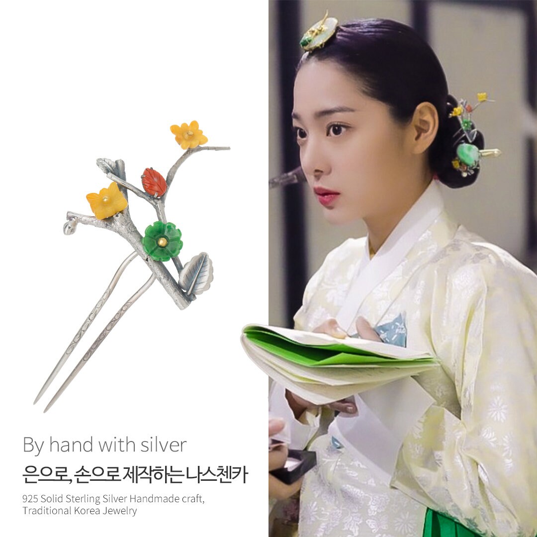 ★韓国人気★DeMAKER★Ciel ribbon hair pin Designer fashion, Seoul-fully created | W Concept