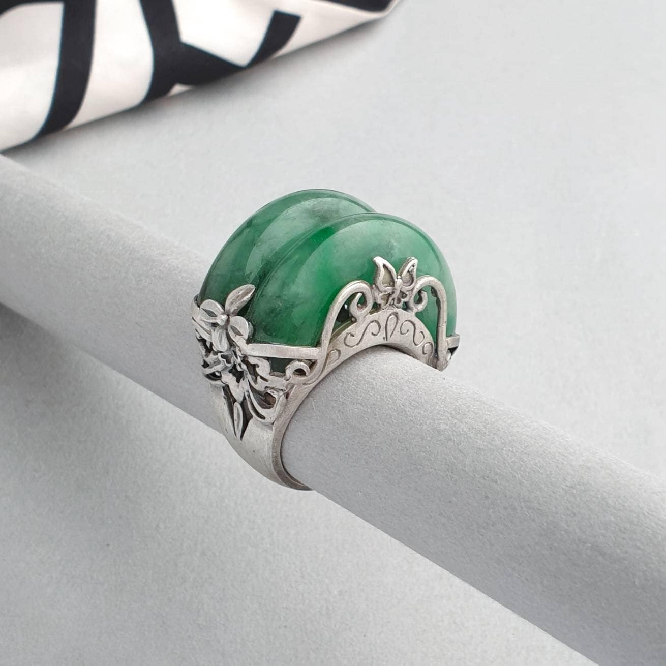 ◎Baby Jade Rings and Coins◎マジック◎手品◎ ◎Baby Jade Rings