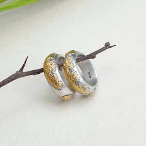 Korean Handmade Silver and 24k Gold Twin Rings – Bat Motif for Good Fortune and Blessings