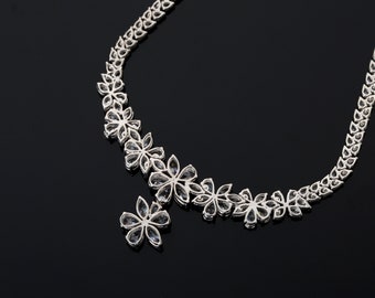 UNALLOYED★韓国★人気★男女兼用★FLOWER NECKLACE / SILVER Hot trend 925 sterling Silver fine flower Pendant necklace