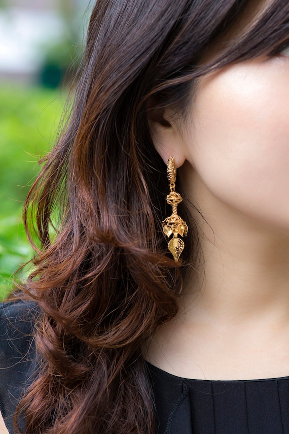 Trending Korean Earrings For Women You Must Have in Your Collection –  SIGNETS by Signets - Issuu
