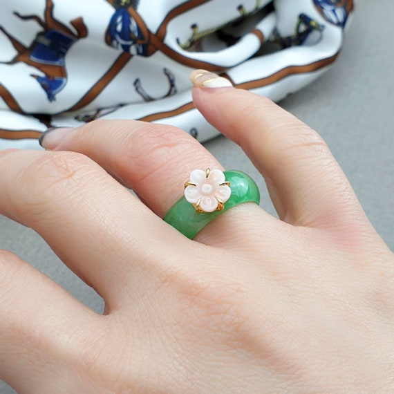 Traditional Korean Jade Ring 2024 | johnnysbarandgrill.com