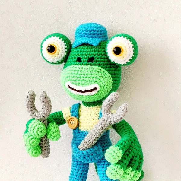 Gecko's Garage Inspired Crochet Plush / Amigurumi / Mechanic / Tiny Version