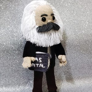 Muñeca amigurumi de ganchillo Karl Marx / Filósofo famoso / Marxismo / Hecho a mano