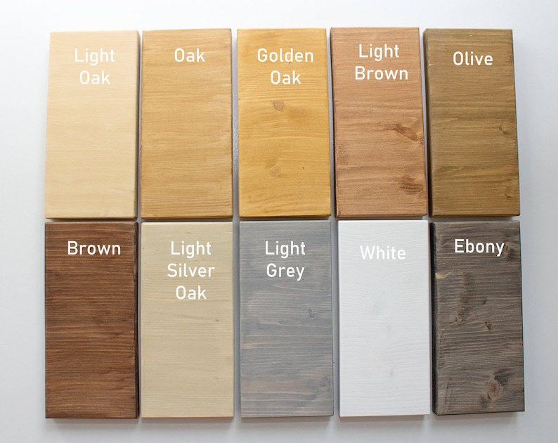 K&ouml;nnte beinhalten: Eine Holzbeizfarbenkarte mit 10 verschiedenen Holzbeizfarben. Die Farben sind: Helles Eichenholz, Eiche, Goldene Eiche, Hellbraun, Olive, Braun, Hell Silber Eiche, Hellgrau, Wei&szlig; und Ebenholz.