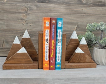 Wooden Mountain Book Ends for Kids Books, Mountain Bookends for Ki DIY Double Mountain Book Ends (From Wood Scraps) | Diy book ends wood, Diy  bookends for