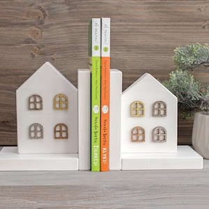 Wood House bookends, Book Stopper, Shelf Decor