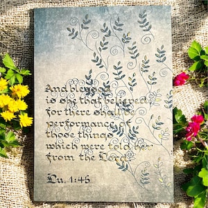 Collezione Cuore di una Madre Luca 1:45 Calligrafia Scrittura Arte Stampa Beata Colei che Crede Fede e Forza Ispiratrici per le Madri