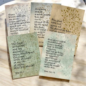 Jeu de cartes bibliques Faith Over Fear – 5 cartes de versets bibliques édifiants avec calligraphie vintage pour encouragement et réflexion quotidiens A6