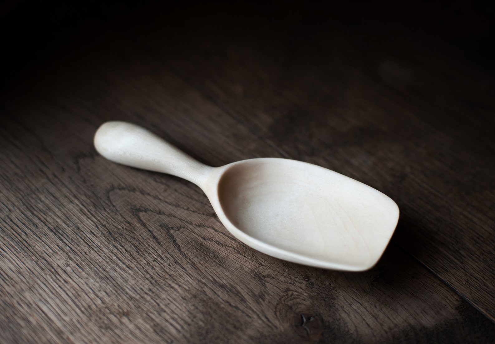 Wooden scoop hand carved. Flour sugar scoop handmade. White Etsy