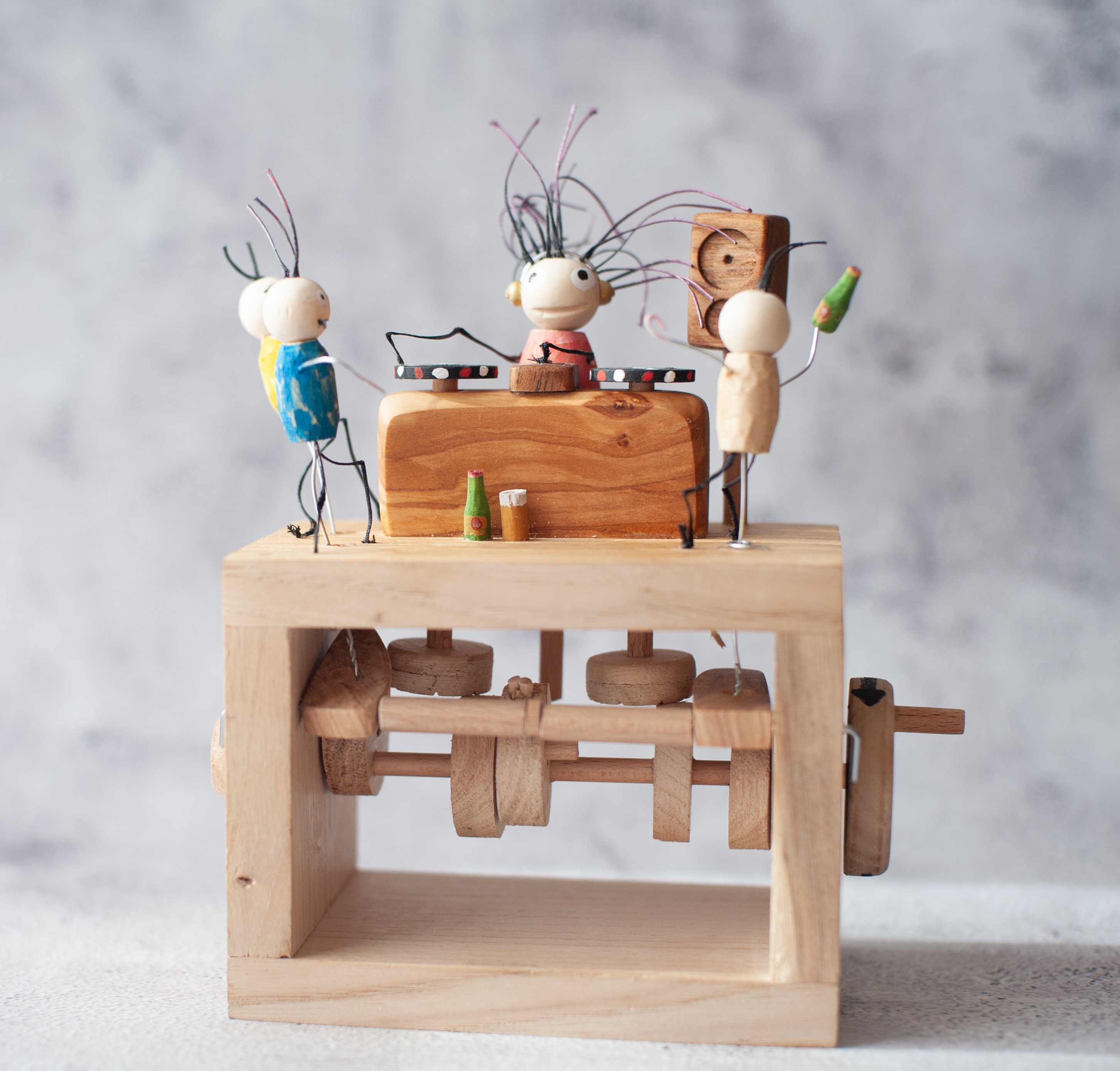 Wooden Toy Rig Automata