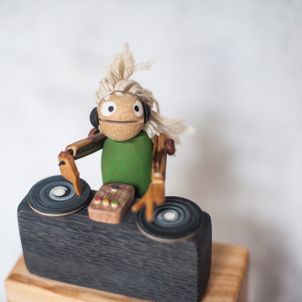 Sculpture animalière en bois - Etsy France