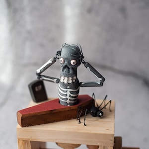 Wooden skeleton automate hand crafted Kinetic Sculpture. Automaton handmade wood Original creepy Wooden figurine automatic Gifts idea Zombie