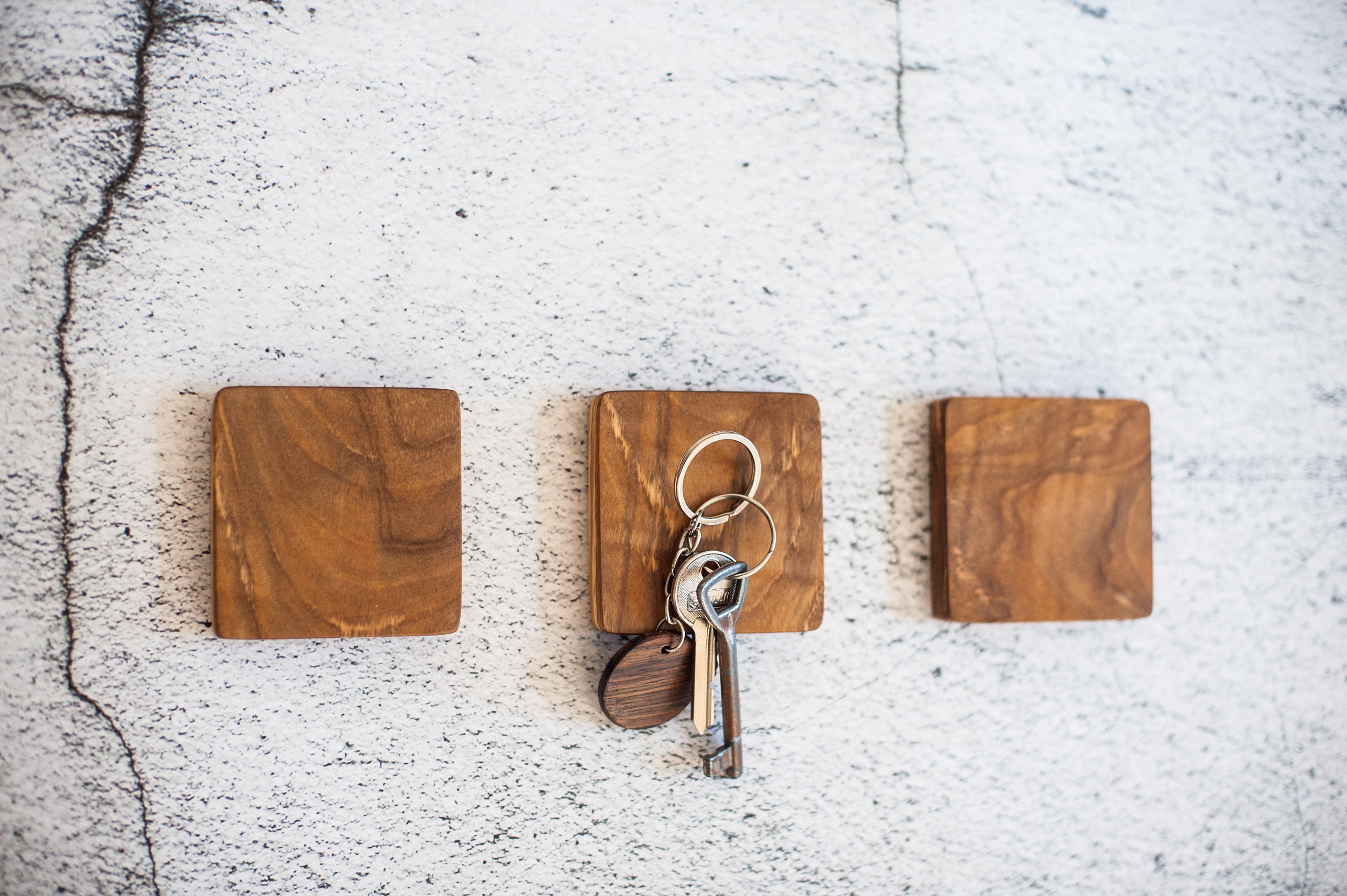Key holder magnetic wood. Olive wood key hooks. Wall key organizer. Entryway square keys storage magnet. Double tape sticker mount.