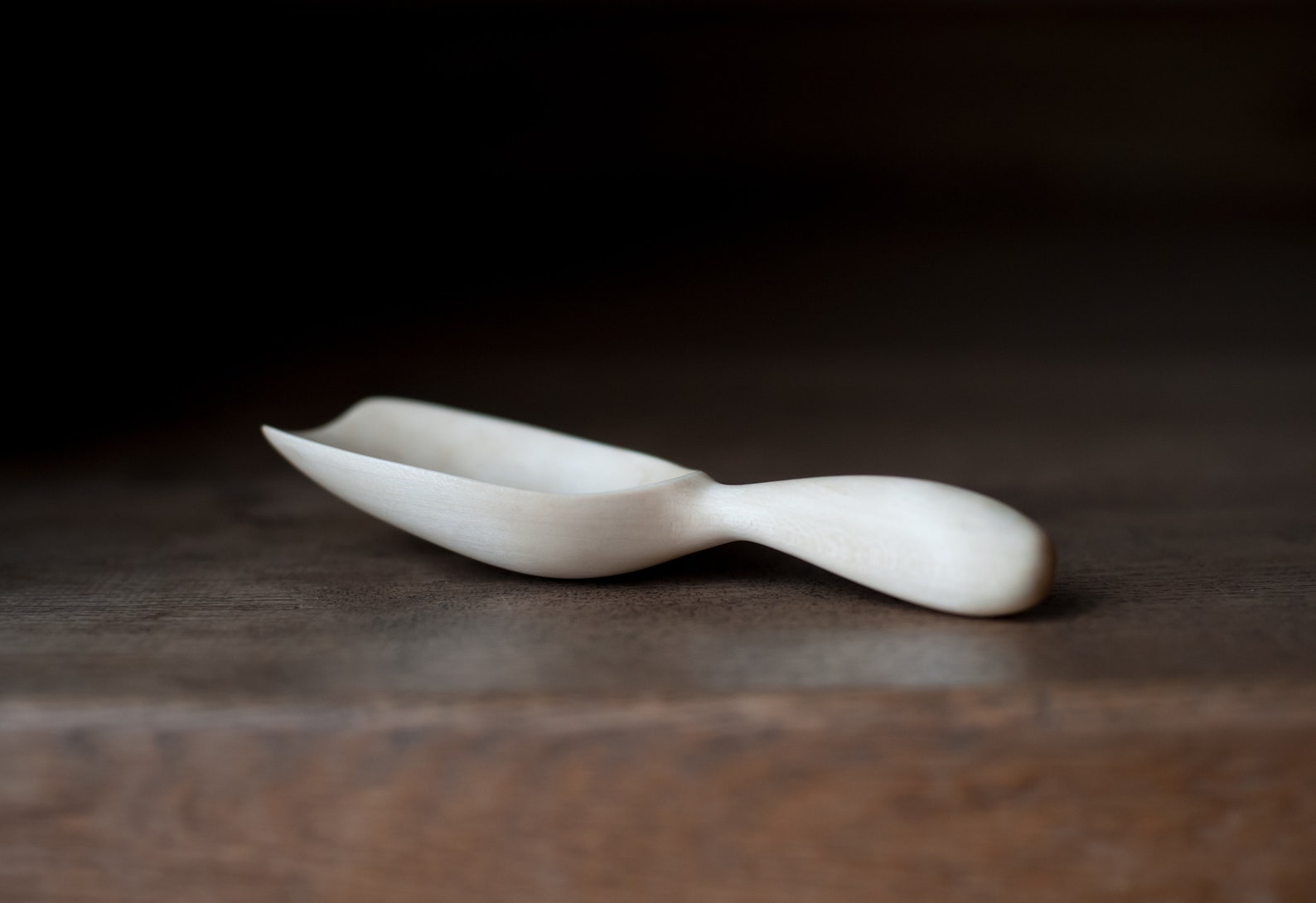 Wooden scoop hand carved. Flour sugar scoop handmade. White Etsy