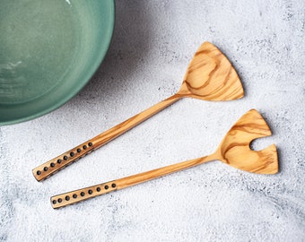 Olive Wood salad servers hand carved. Spoons serving set. Kitchen decor. Salad cutlery, table decor. Housewarming gift. One-of-a-kind