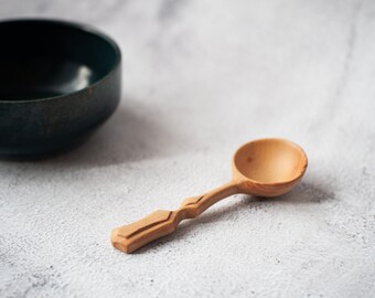 Wooden hand carved spoon. Wood round coffee scoop, wooden kitchen utensil, hand crafted spoon, housewarming gift. Medieval, viking spoon.