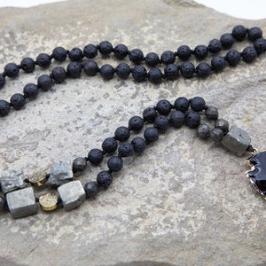 Agate Arrowhead & Lava Rock Beads Necklace Unisex image 3
