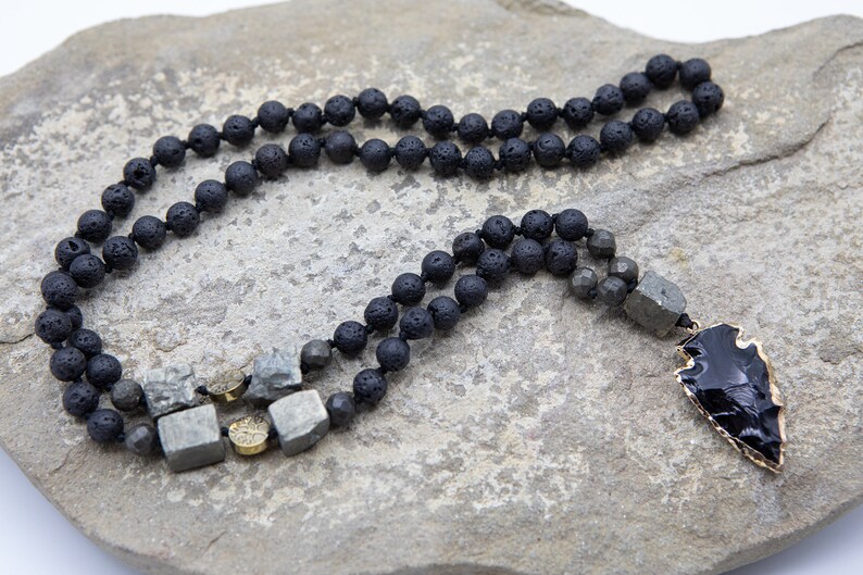 Agate Arrowhead & Lava Rock Beads Necklace Unisex image 3