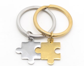 Moving together? Couple keychain!