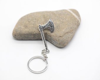 Keychain | Viking axe | Celtic knots