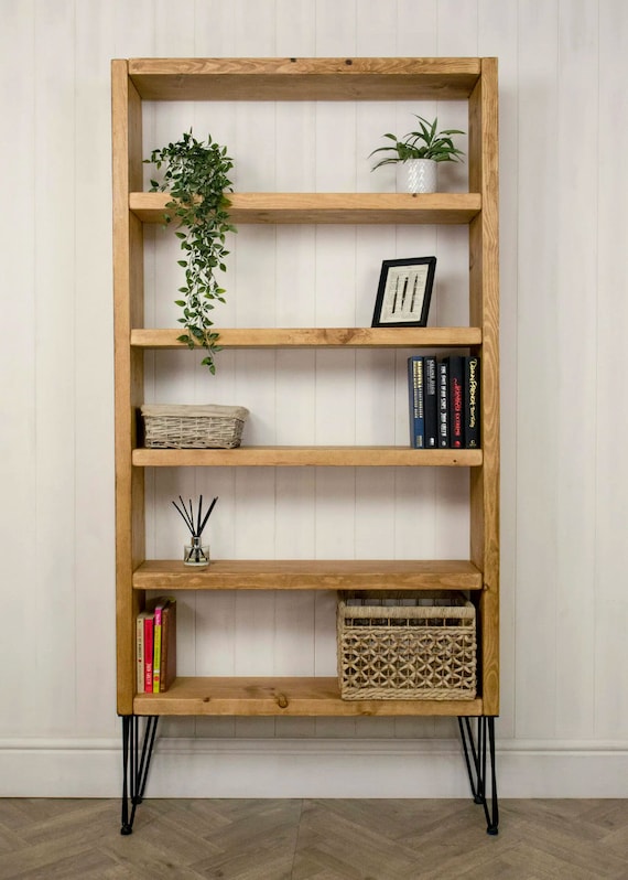 How to Clamp a Leg on a Bookshelf: Easy Steps for Perfect Support