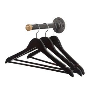 Kleiderstange Vintage Hergestellt Aus Industrierohr Und Messingfittings - Zuhause oder im Verkauf
