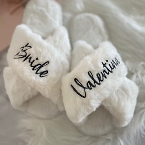 Luxe Fluffy Slippers – Custom Printed – Bride – Bridesmaid Name or Intials, Wedding, Hens, Party or Pamper Day.Personalise, Thick Sole White