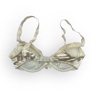 Vintage Victorias Secret Lace Sequined Push Up Bra 34C Ivory image 2