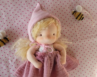 Boneca de pano estilo Waldorf, boneca bebê, boneca de tecido, brinquedo Montessori, boneca macia, boneca Waldorf, boneca pequena com roupas