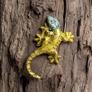Gecko Nr. 1 aus Keramik zum Aufhängen, 12,5 cm