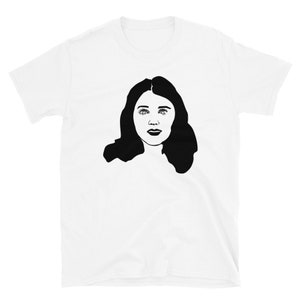 Lynda Carter Hommage T-Shirt, Winter-Outfit, Damen Winter-T-Shirt, Herbst-T-Shirt, Wonder Woman 1984 Hommage, Designer-Grafik