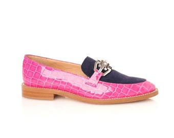 Pink Croc Loafer SECOND - SIZE 2.5