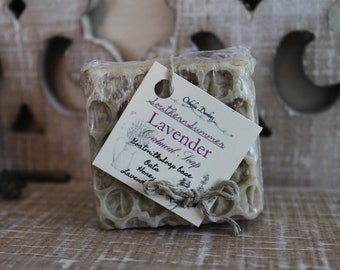 Lavender - Handmade Soap - Oat - Honeycomb Soap - Oatmeal Soap - Goatsmilk - Lavender Soap