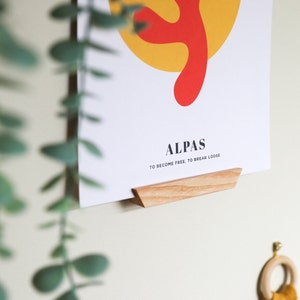 Wooden Picture Print Wall Mount. Eco friendly, Reclaimed Wood Wall Bracket Display Shelf. The Perfect Gift for Displaying Your Favourite Art
