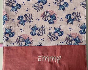Tovagliolo Lilou e Stitch + nome/tovagliolo/salviette/borraccia per bambino/regalo personalizzato per neonato
