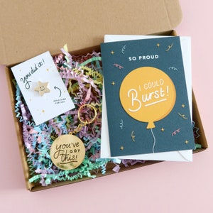 Cadeau de félicitations | Cadeau boîte aux lettres | Tellement fier que je pourrais éclater | Examen réussi | Nouveau travail