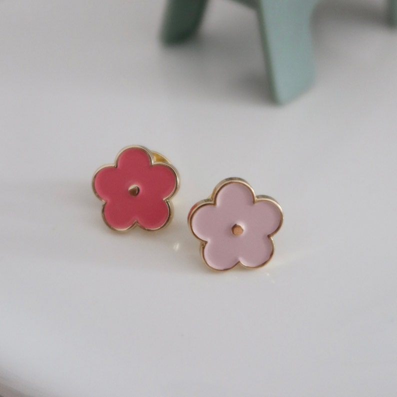 Flower Pin Badge Pair, matching pin badges, shirt collar pins. image 3