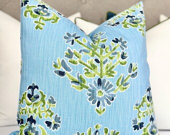 Fodera per cuscino floreale blu fiordaliso, fodera per cuscino decorativo blu-verde con stampa floreale, cuscino decorativo moderno blu