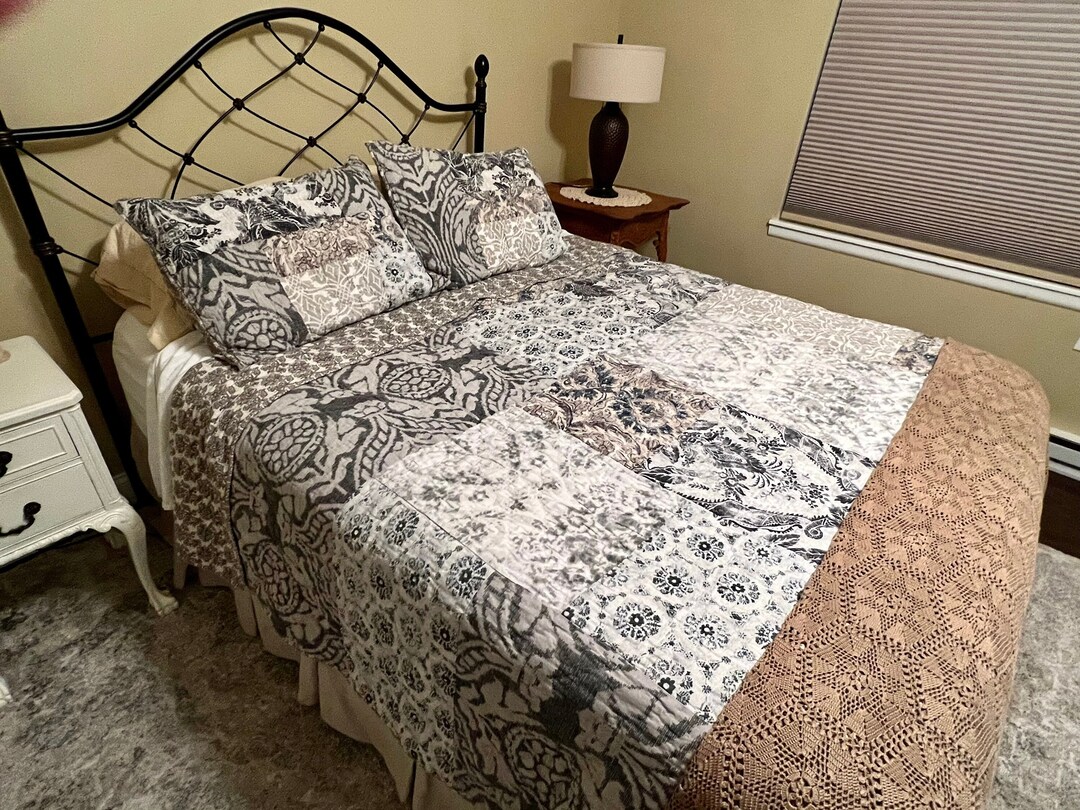 POTTERY BARN Tessa Patchwork Quilt 2 Std. Shams Pleated Etsy