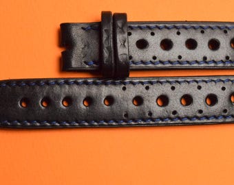 Handgemaakte leren horlogeband in racestijl | Zwart met blauwe stiksels, plantaardig gelooid leer (18-24 mm)