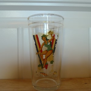 WW2 Victory Glass