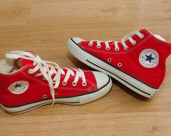 Converse con tachuelas | Etsy México