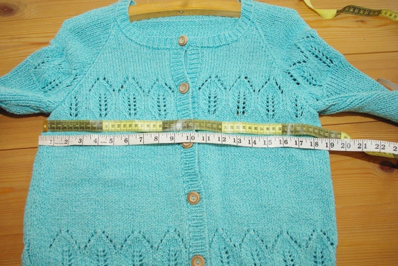 M size/Vintage knitted jacket with wooden buttons… - image 6