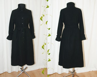 Vintage 70s Mansfield wool coat made in England/Black wool Coat/Elegant Outerwear/princess coat/vintage wool coat women/70s winter coat