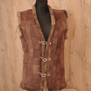 Maat 38 / Vintage jaren 70 Penny Lane vest dames vintage schapenvacht vest bruin shearling vest winter bovenkleding patchwork dames boho vintage vest