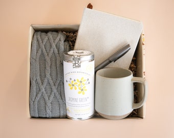 Warm & Cozy Care Package For Her. Thinking Of You Gift. Get Well Soon Gift For Women. Birthday Gift. Thank You Gift. Sympathy Gift. Friend.
